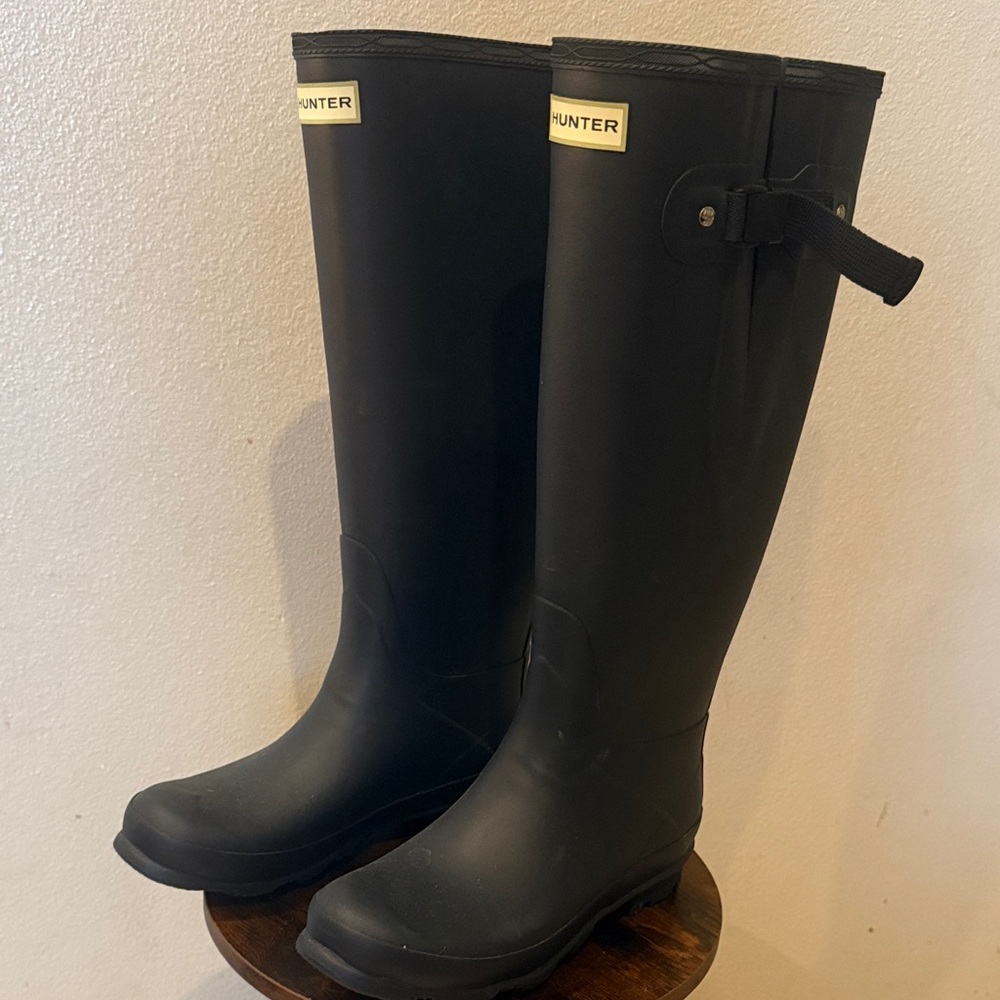 Hunter Women's Classic Black Tall Rain Boots